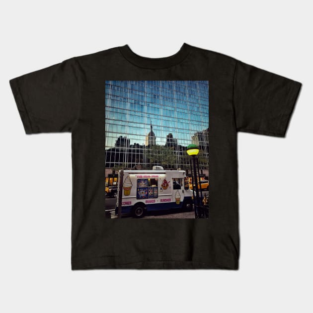 Bryant Park & Empire State Building, Manhattan, New York City Kids T-Shirt by eleonoraingrid